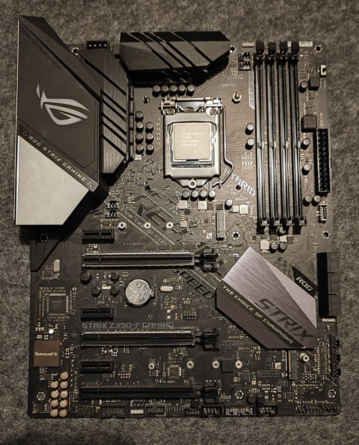 ASUS ROG Strix Z390-F Gaming Moderkort med Inte.. | Köp på Tradera