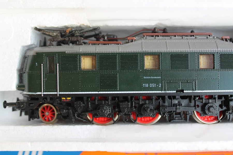 Roco H0 - 4141 - Locomotora eléctrica (1) - BR 118 época IV - DB