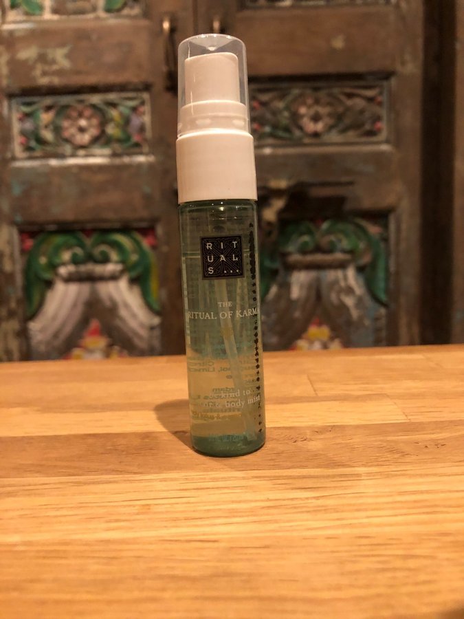 Se produkter som liknar Rituals doft hair and bodymist på Tradera