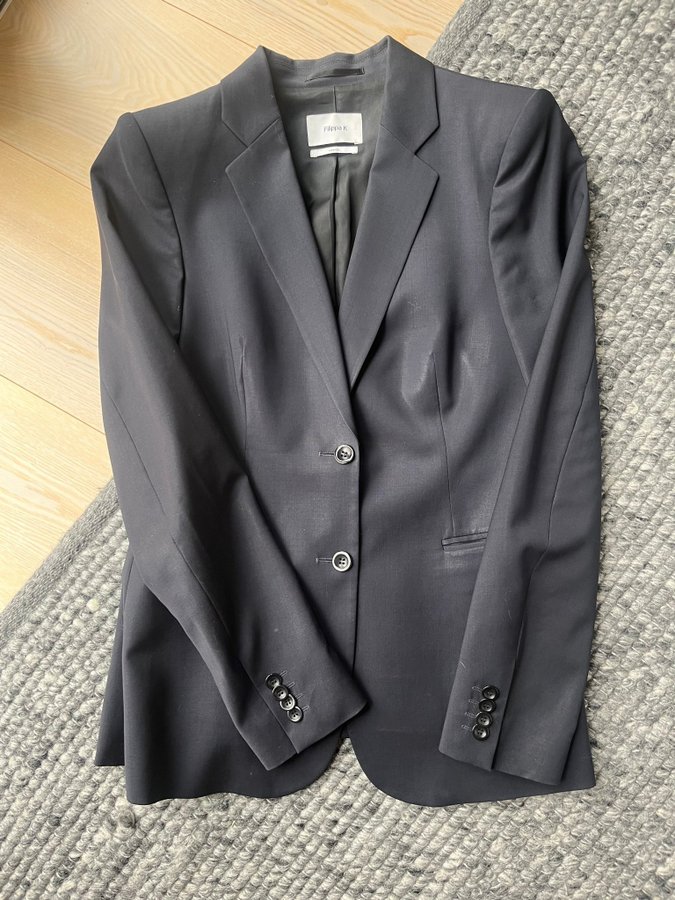 Se produkter som liknar Kavaj Filippa K Eve Cool Wool pa Tradera 641383754