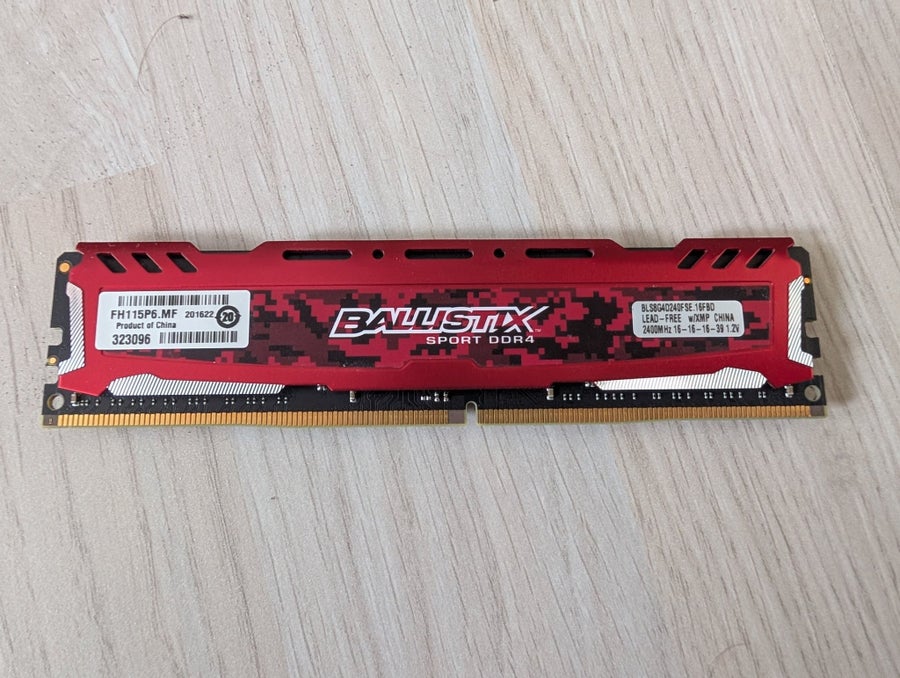 32GB DDR4 RAM Crucial Ballistix Sport 4x8GB 240.. | Köp på Tradera