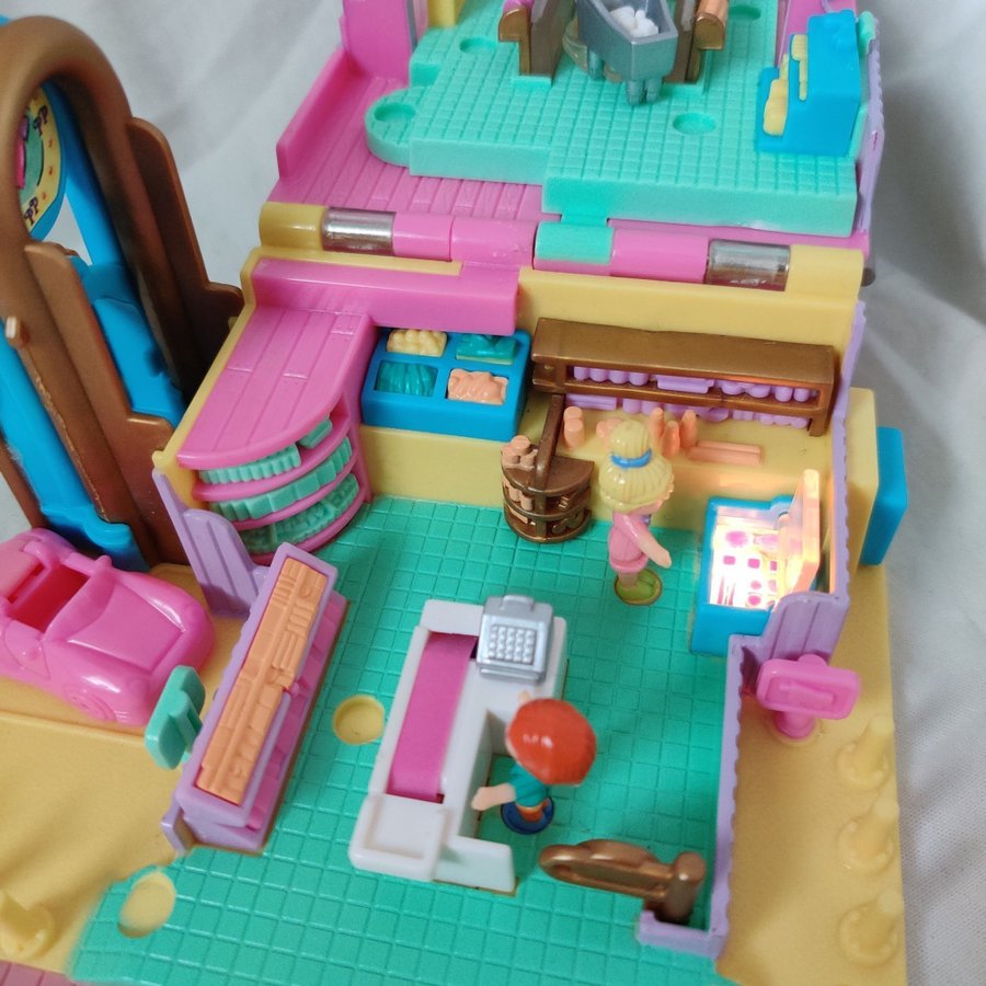 Polly Pocket bluebird 1995 Polyville : supermarket Le supermarché complet Polly Pocket bluebird 1995 Polyville : supermarket Le supermarché complet