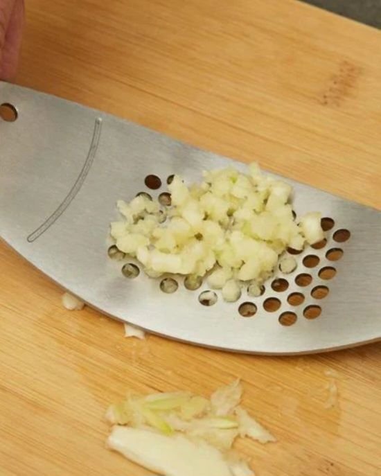 Kikkerland Stainless Steel Fish Garlic Press K p p Tradera