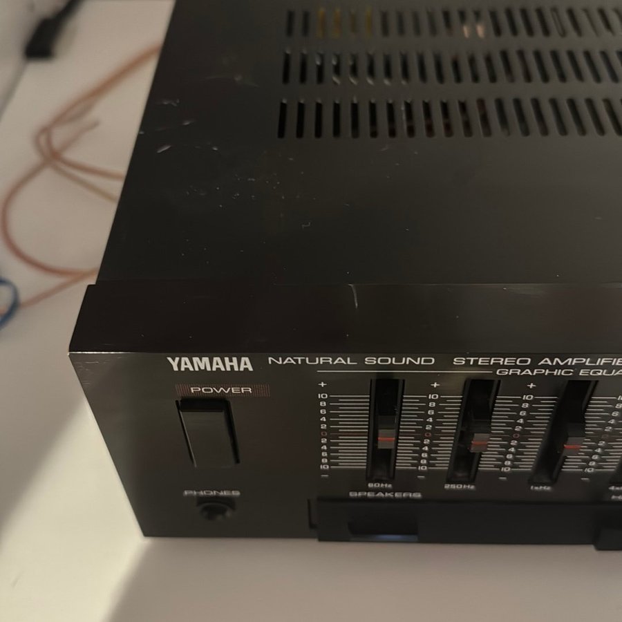 Yamaha A-09 Stereo Amplifier | Köp på Tradera (670894411)