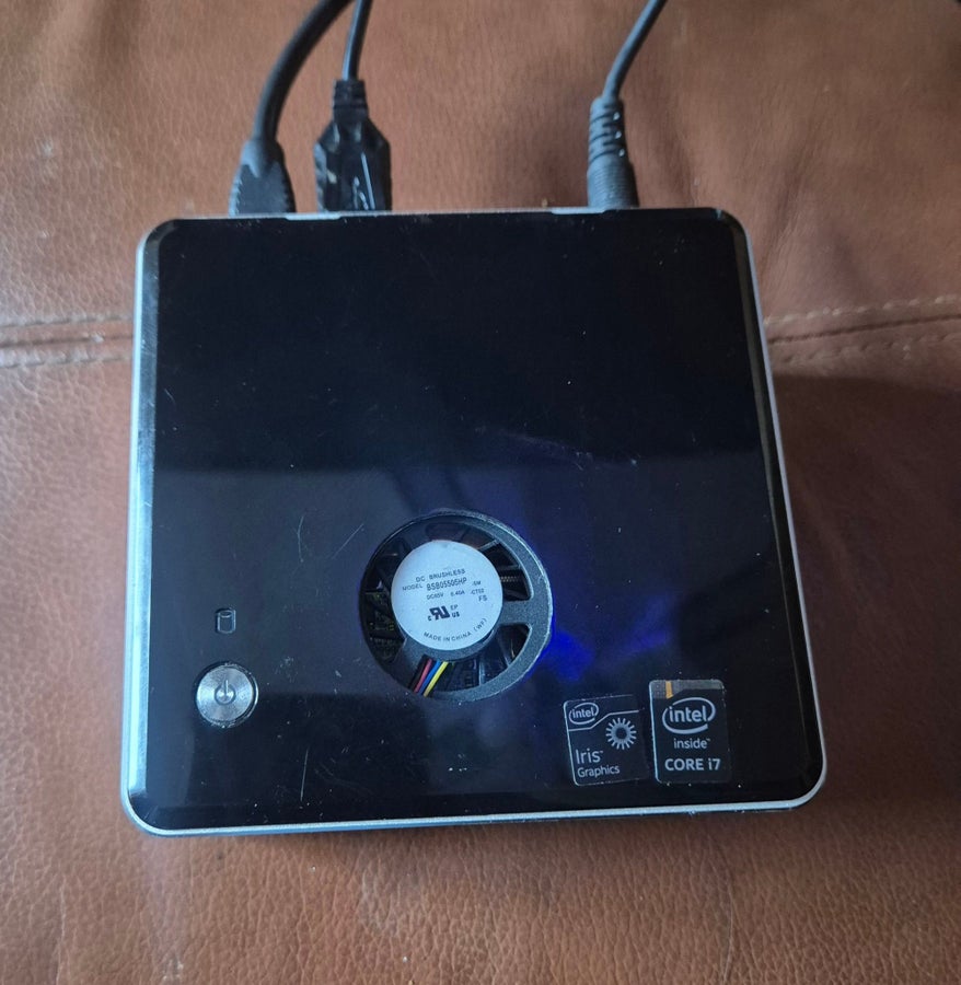 Intel NUC NUC5i7RYH - Intel Core i7-5557U, 16GB.. | Köp på Tradera