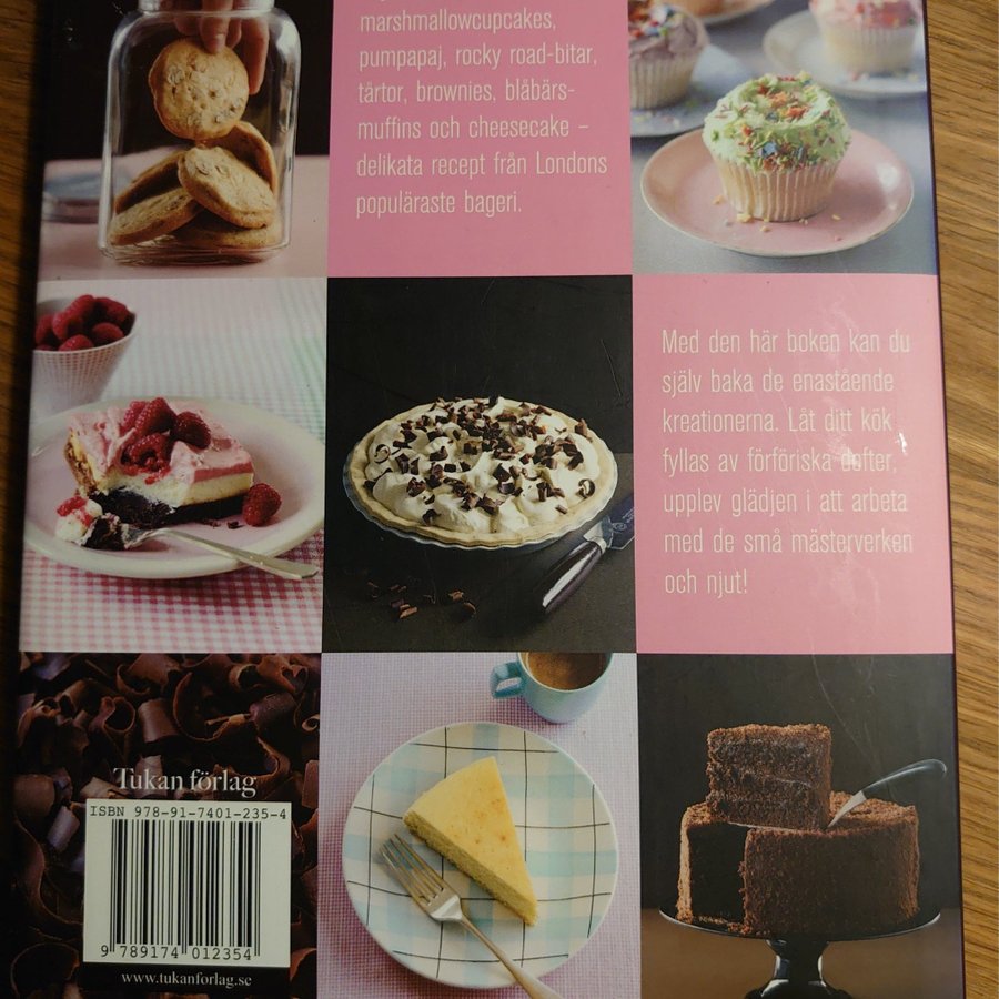 Kokbok / Lyxiga cupcakes och läckra kakor Köp på Tradera (612312258)