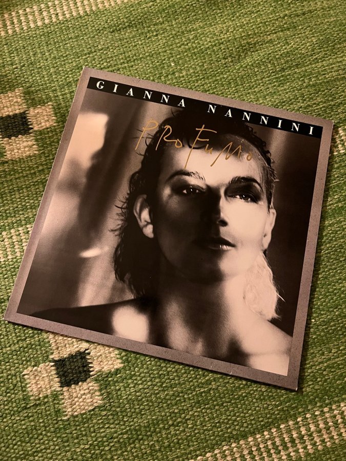 Se produkter som liknar Gianna Nannini - Profumo - Vi.. på Tradera