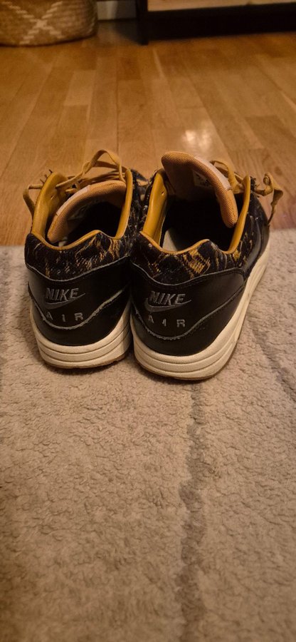 nike air max 1 curtains