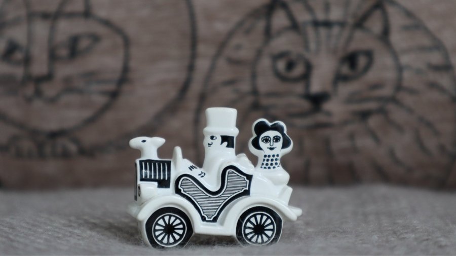 Lisa Larson ◇ Traffic Bil Se produkter som liknar Lisa Larson Traffic car-Bil M.. på Tradera