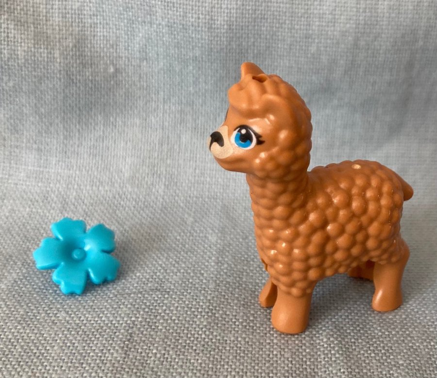 Lego friends llama hotsell