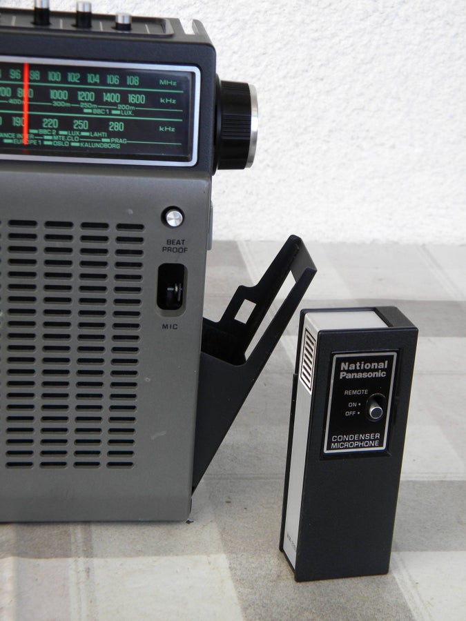 Se produkter som liknar National Panasonic RQ-448 - T.. på Tradera