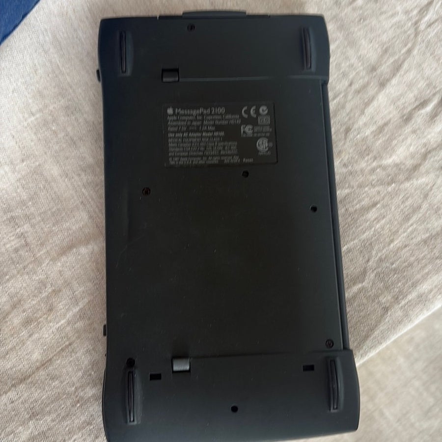 Apple MessagePad 2100 Newton Technology H0149 1.. | Köp på Tradera