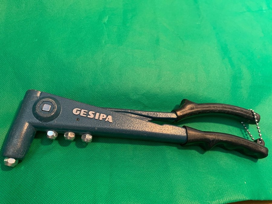 Se produkter som liknar Gesipa NTS popnittång rivet v.. på Tradera (547511126)