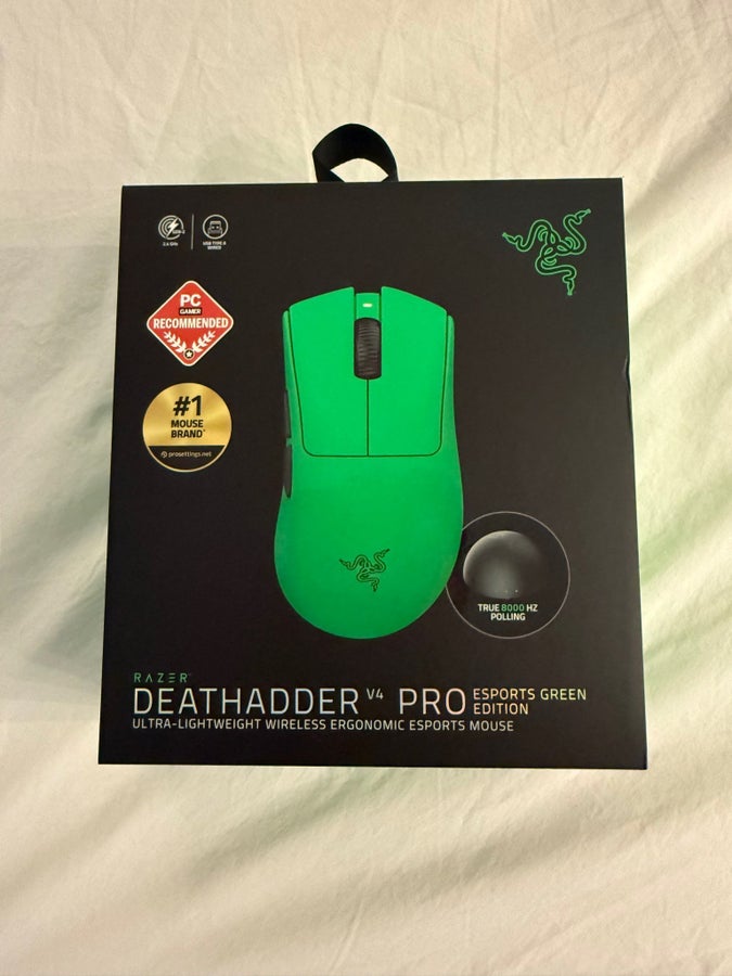 Se produkter som liknar Razer DeathAdder V4 Pro Espor.. på Tradera