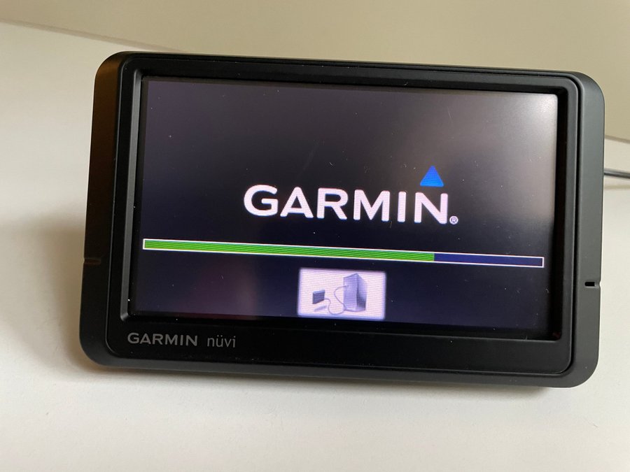 Garmin Nuvi 245 W GPS