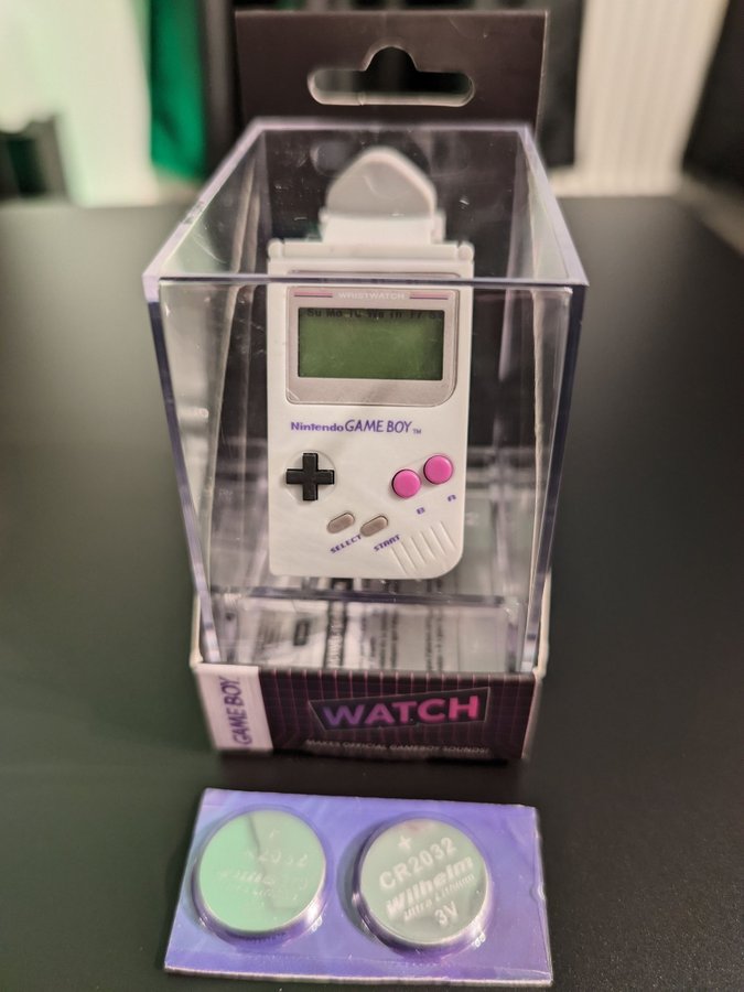 Super Mario Gameboy Wristwatch Nintendo Game Boy LCD Watch