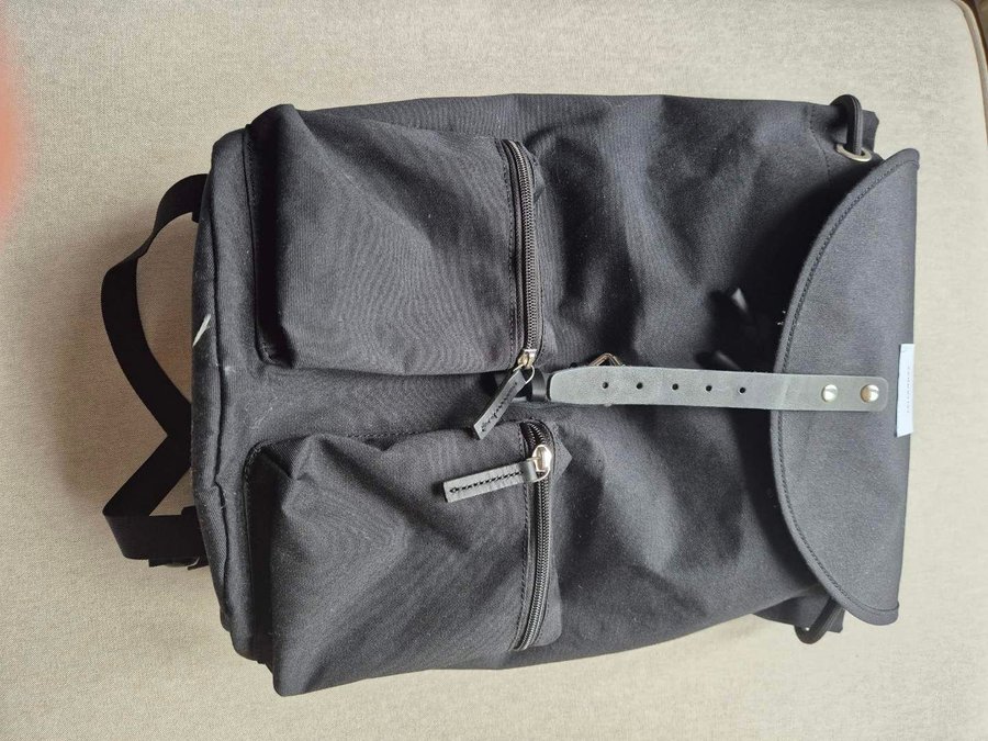 Sandqvist ryggsäck Roald unisex Köp på Tradera (697727562)