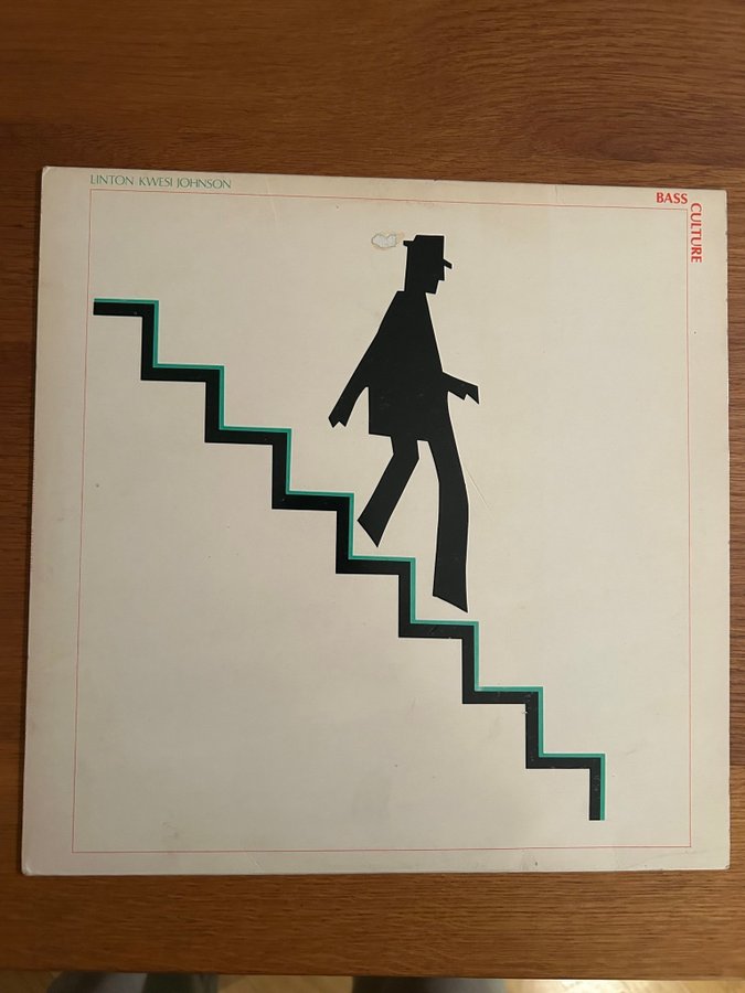 Se produkter som liknar Linton Kwesi Johnson - Bass C.. på Tradera