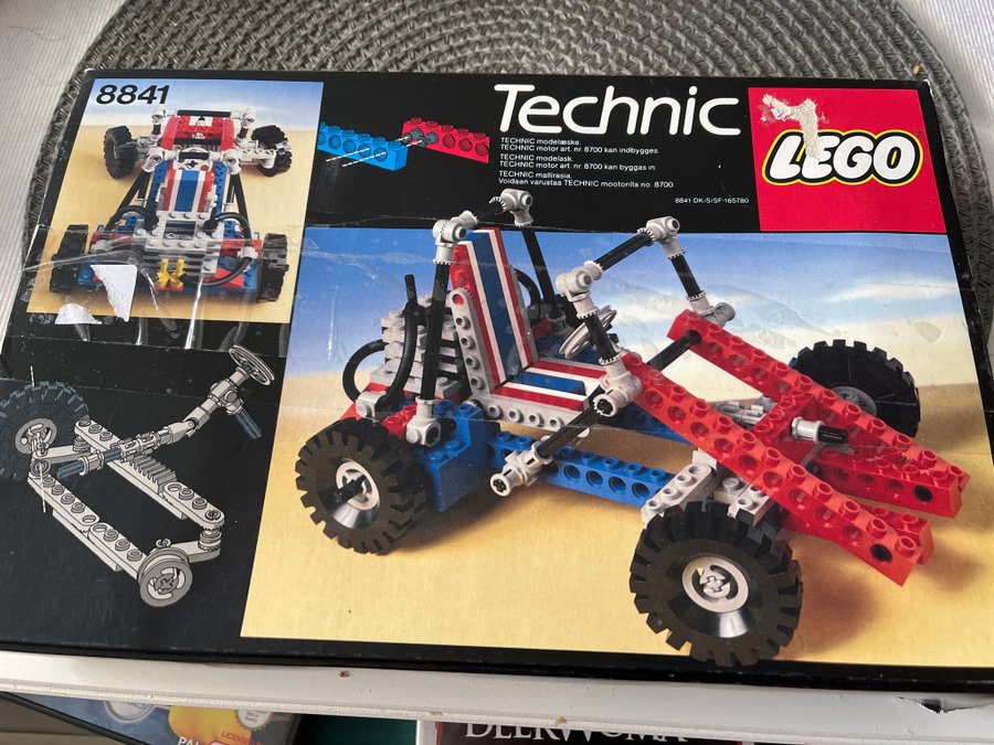 Se produkter som liknar LEGO Technic 8841 Dune Buggy på Tradera