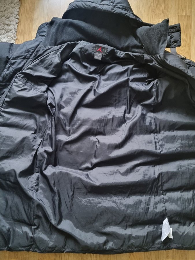 Jordan svart dunparkas, storlek XS, helt underb.. Köp på Tradera (648284154)