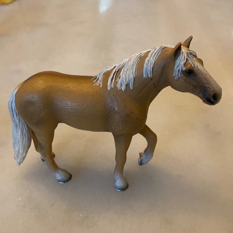 Schleich Palomino stallon, 2005, Retired Köp på Tradera (698322547)
