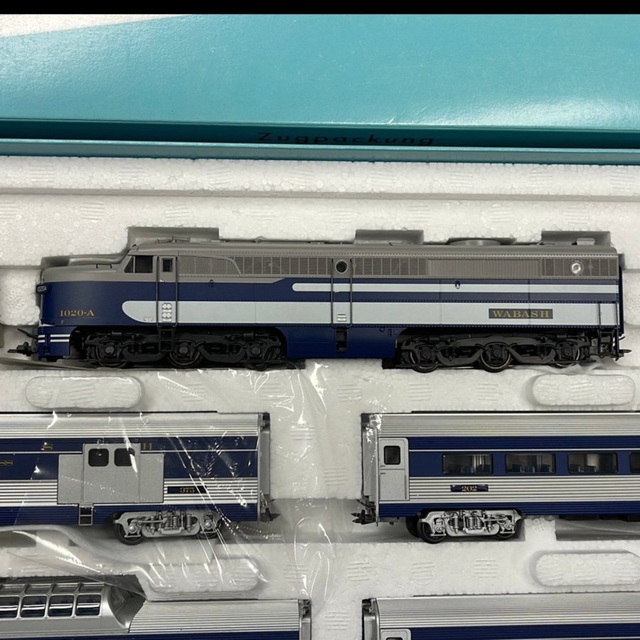 Se produkter som liknar Märklin 26490 THE BLUE BIRD D.. på Tradera