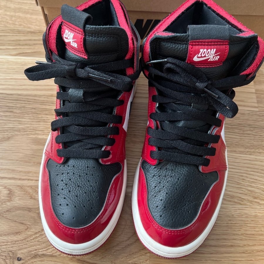 Nike Air Jordan 1 Zoom Chicago Storlek 37 5 3 Kop pa Tradera 647002595