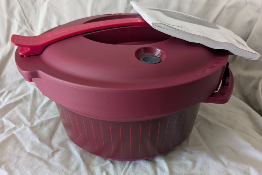 Se produkter som liknar Tupperware Microwave Fast på Tradera