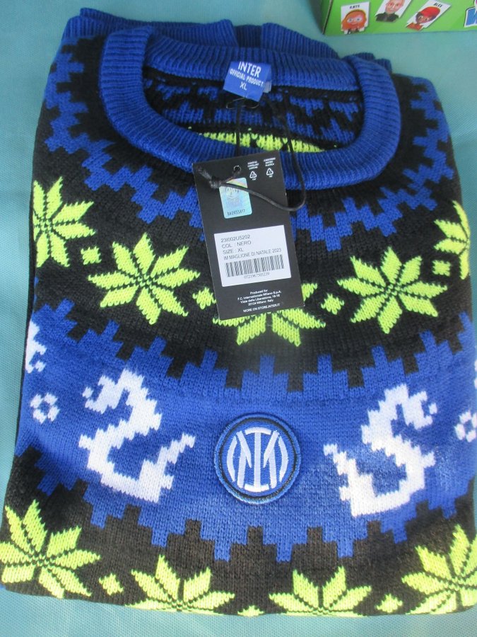 INTER JULTRÖJA XL OANVÄND CHRISTMAS OFFICIAL Köp på Tradera
