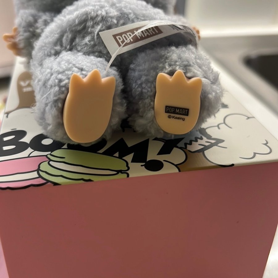 POP MART - Labubu The Monsters Exciting Macaron.. | Köp på Tradera