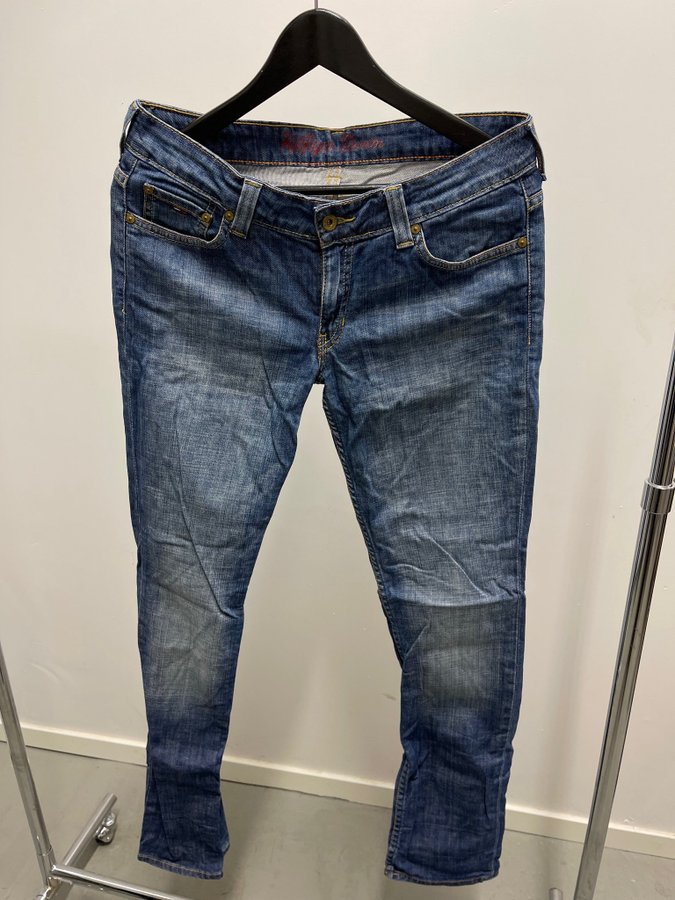 tommy hilfiger jeans 30 32