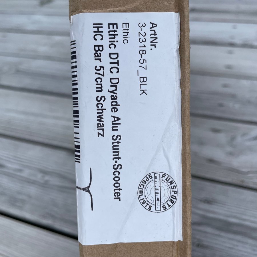 Se produkter som liknar Ethic Dryade bar v1 på Tradera