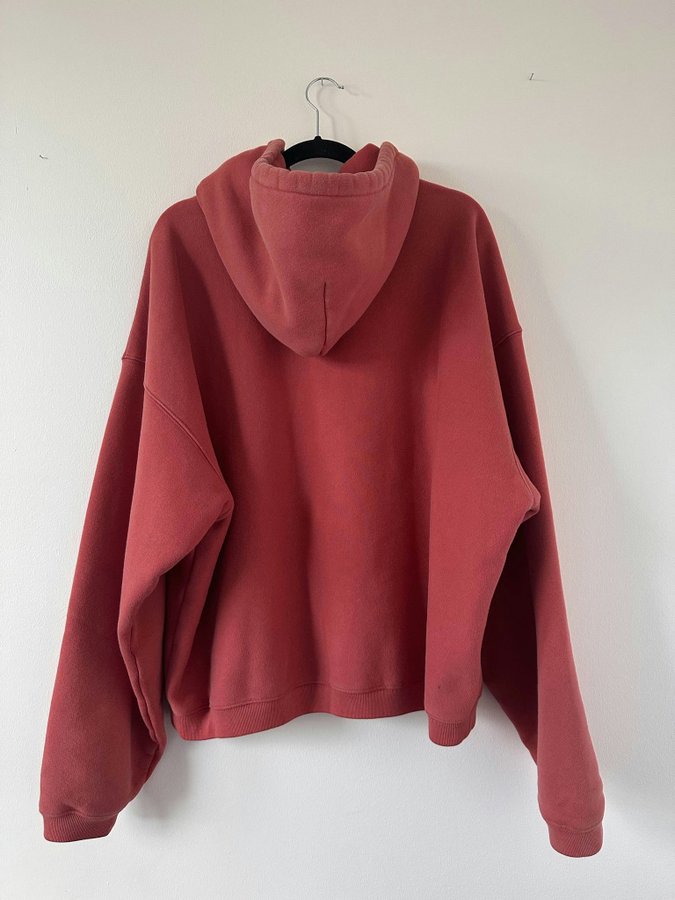 Stüssy International Relaxed Washed.. | Köp från MaiApp på
