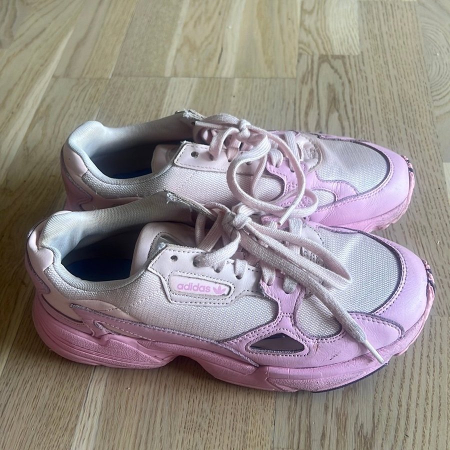 Adidas falcon rosa sales
