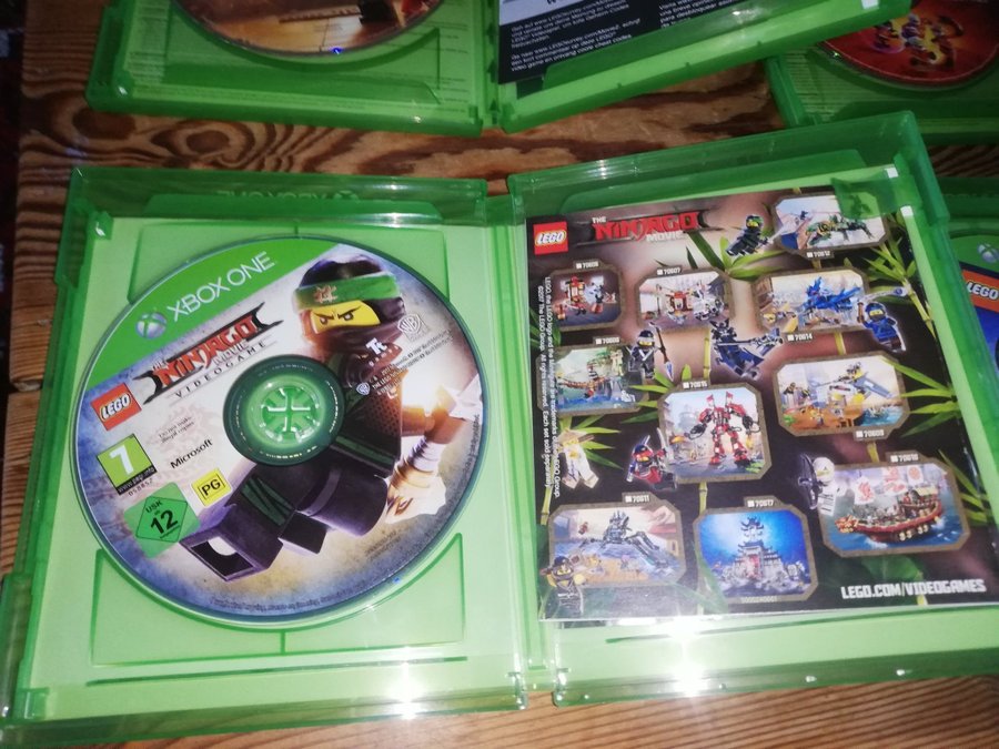 Se produkter som liknar Xbox One LEGO Spel The på Tradera