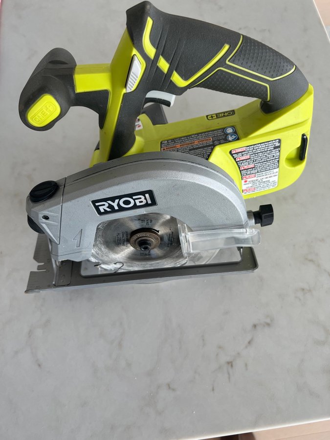 Ryobi P506 cirkelsåg, 18v ONE+ med laser Köp på Tradera (524738030)
