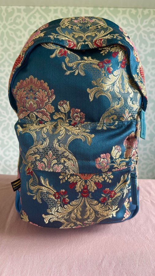 ADIDAS PHARRELL WILLIAMS JACQUARD BACKPACK 2016 Köp på Tradera