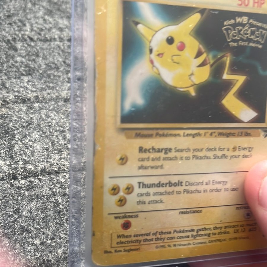 Se produkter som liknar Pikachu pokemon the first movie p Tradera  (727086697)