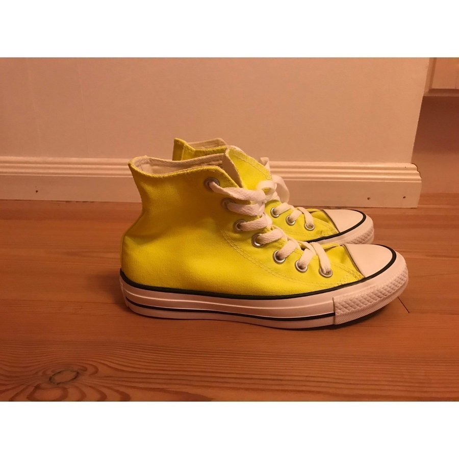 Electric yellow converse 2025