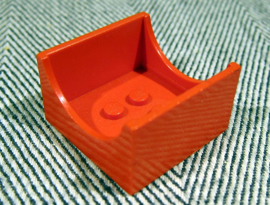 Lego Fabuland Box 4 X 4 X 2 Bottom With Semicir Kop Pa Tradera