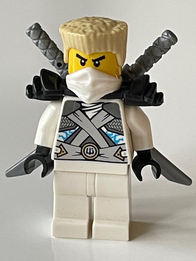 Se produkter som liknar Lego Ninjago Zane (Stone Wa.. på Tradera