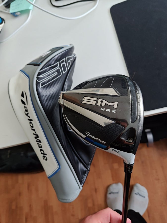 TaylorMade SIM Max Driver 9.0° med Tour AD GP-6.. | Köp på Tradera