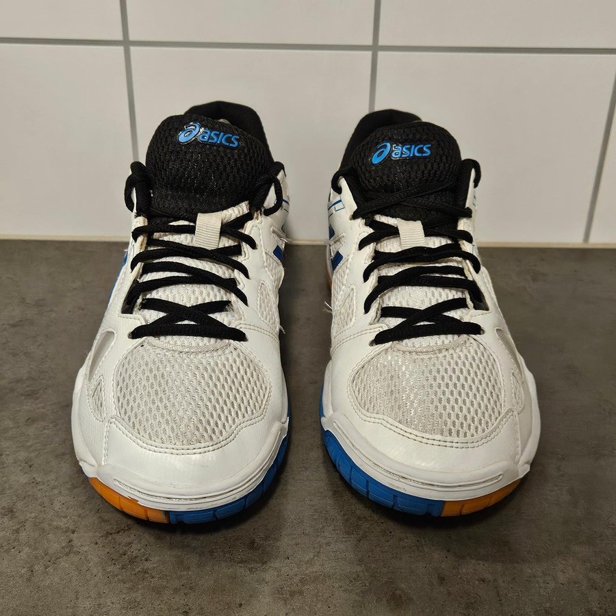Asics gel spike 3 m best sale