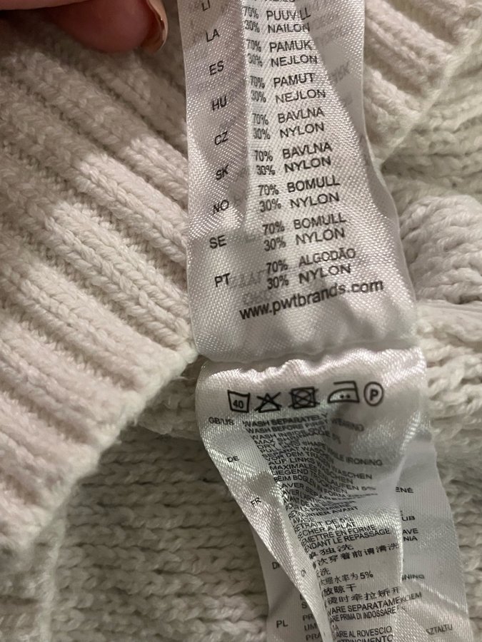 LINDBERGH Stickade vit skön Tröja StorlekM Nys.. Köp på Tradera