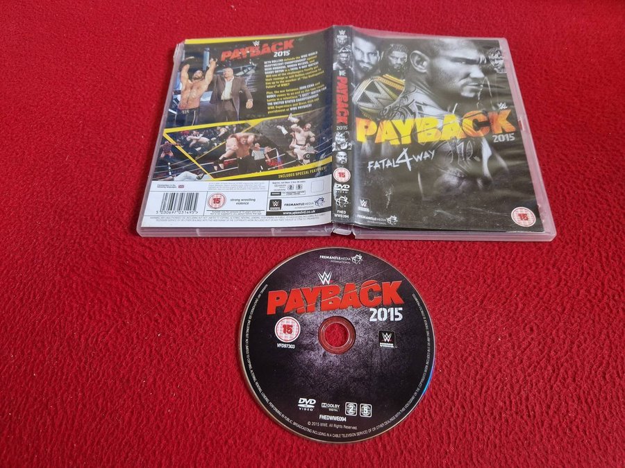 Se produkter som liknar WWE WRESTLING PAYBACK 2015 på Tradera