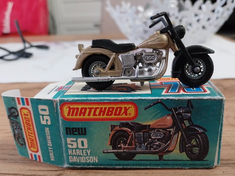 Se produkter som liknar Matchbox Lesney Harley på Tradera