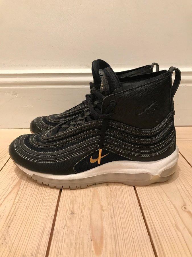 sizing on air max 97