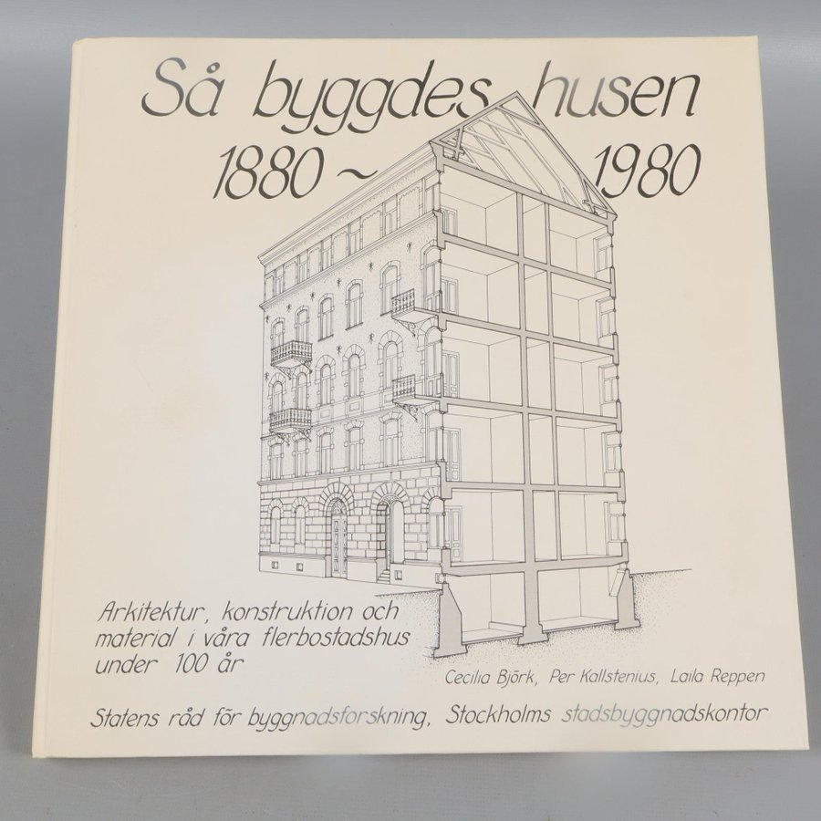 Se produkter som liknar Så Byggdes Husen 1880-1980 på Tradera