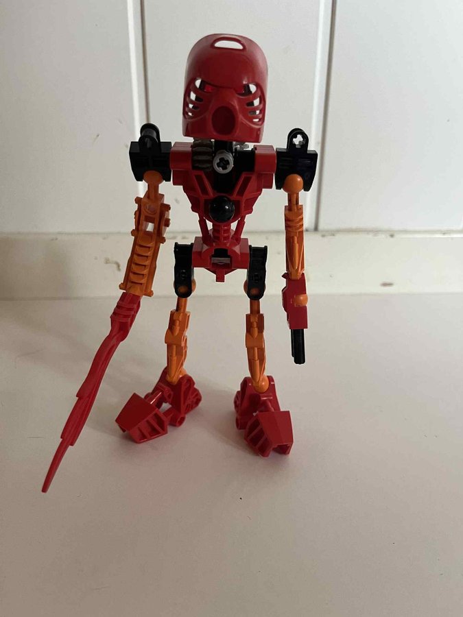 Se produkter som liknar LEGO BIONICLE 8534 TOA TAHU på Tradera