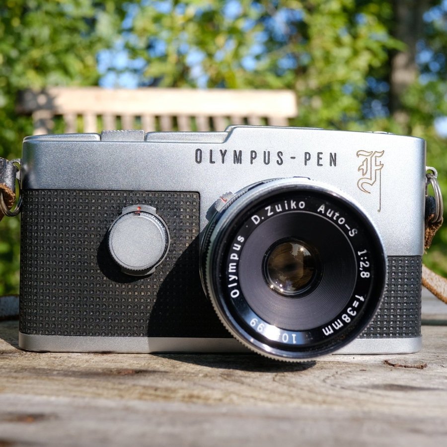 【動作品】Olympus PEN FT Vintage Chrome Olympus Pen FT Half-Frame Film Camera (Exc) with